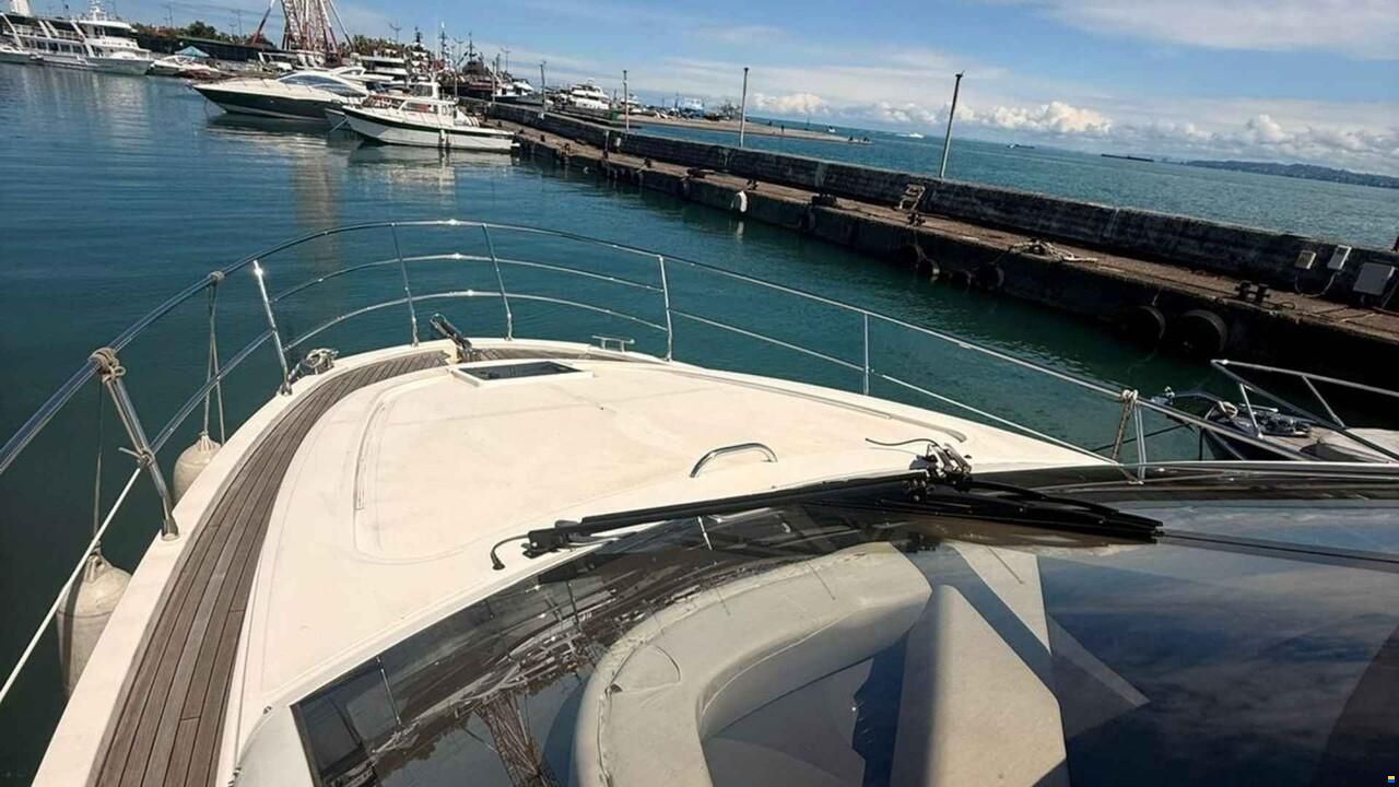 Azimut 40