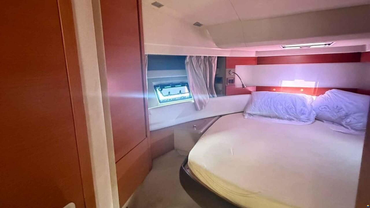 Azimut 40