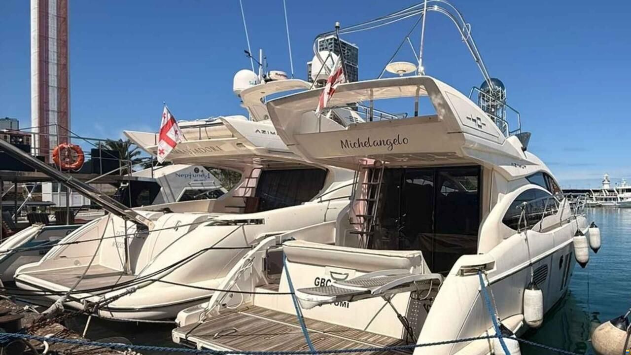 Azimut 40