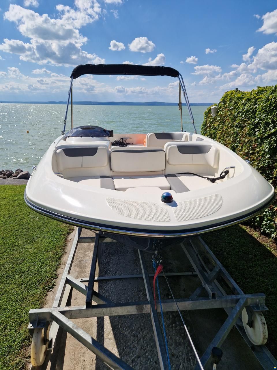 Bayliner E5 electric Greenline