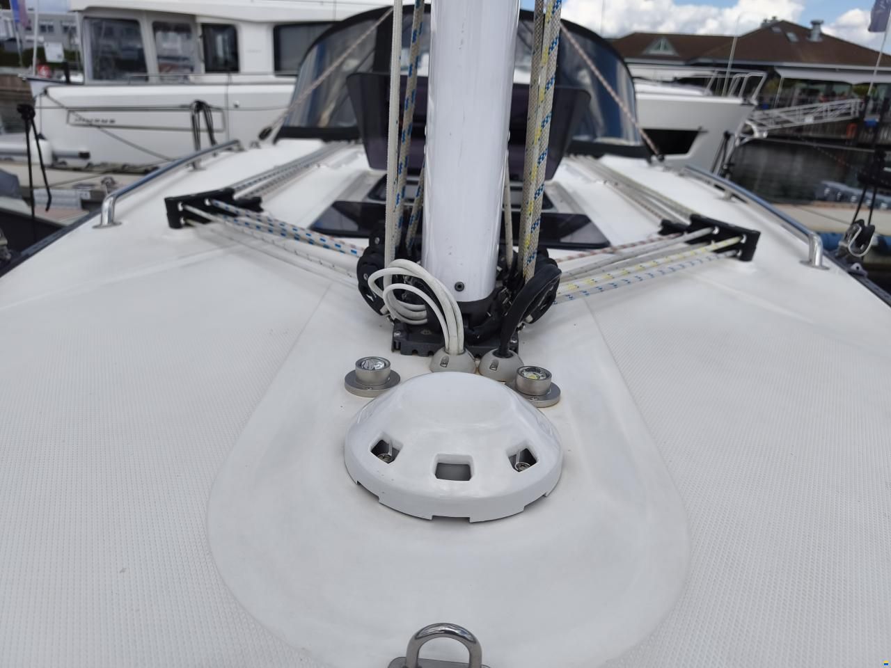 Bavaria 34 Cruiser Style