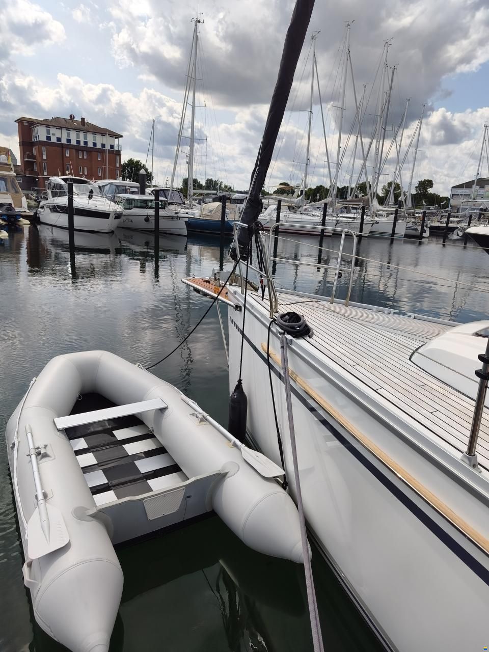 Bavaria 34 Cruiser Style