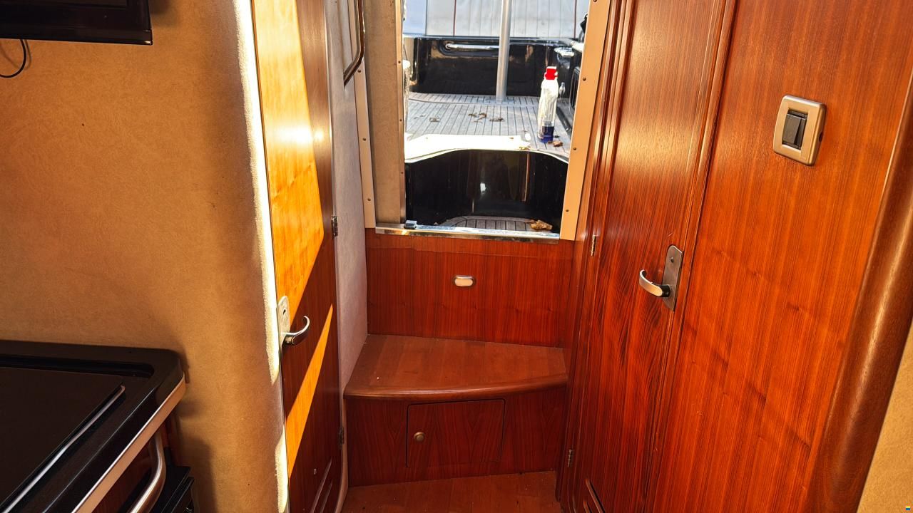 Sea Ray 305 Sundancer