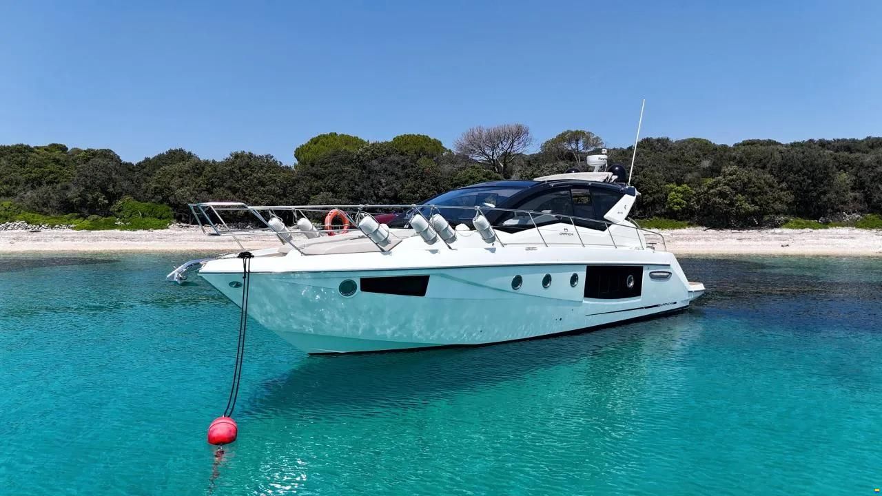 Cranchi M44 HT
