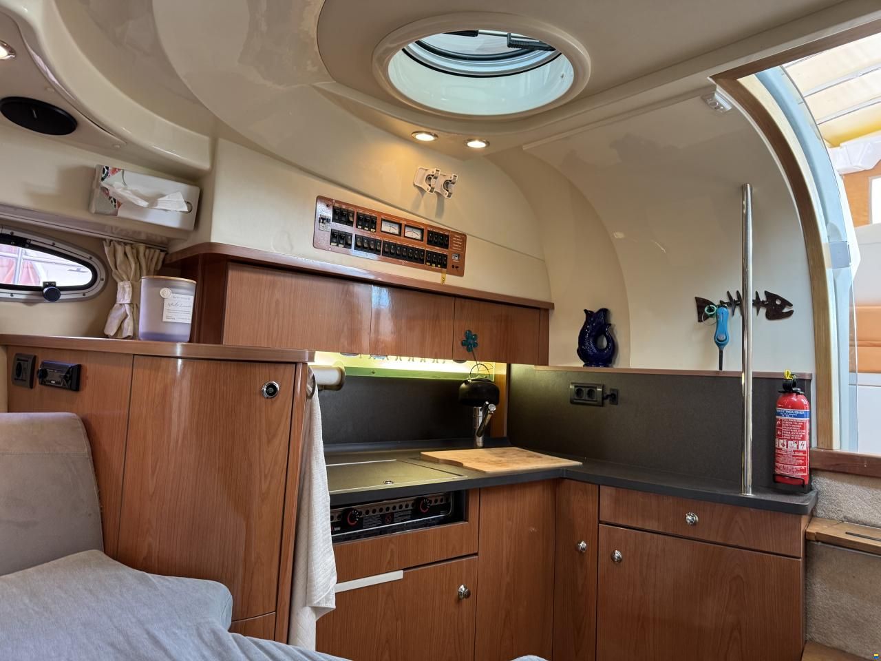 Sealine SC29
