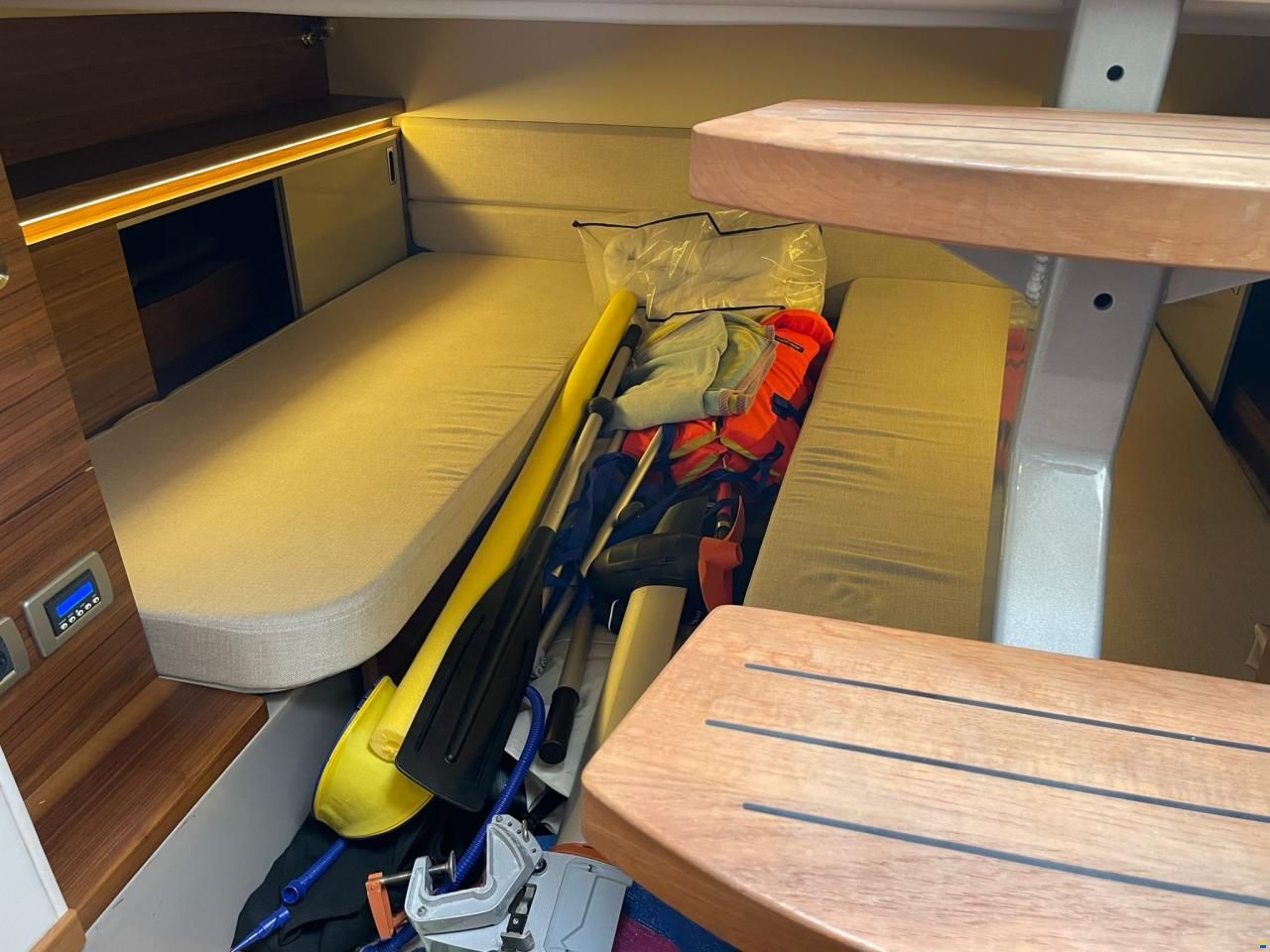 Sea Ray 320 SunDancer