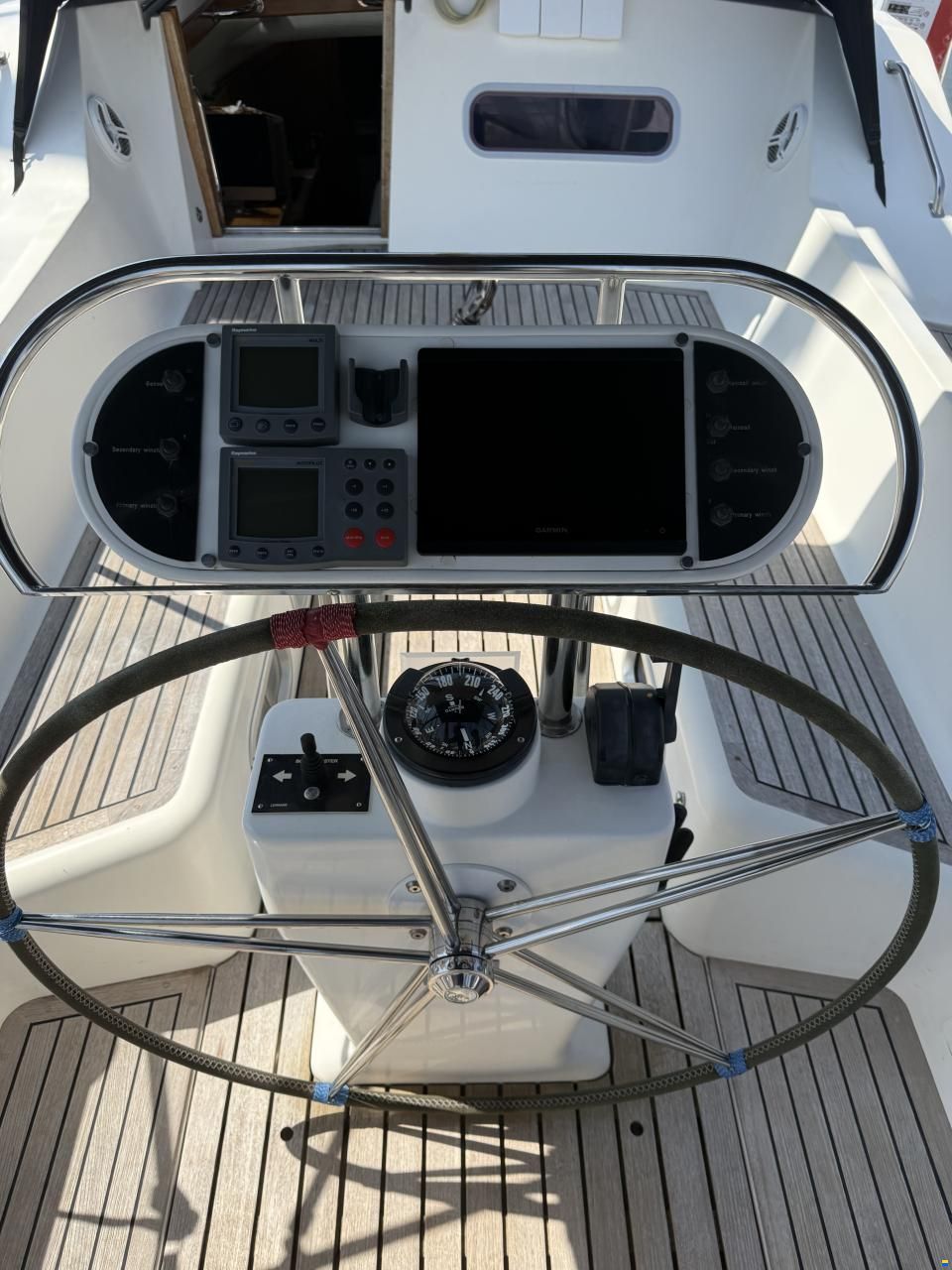 Wauquiez Pilot Saloon 48