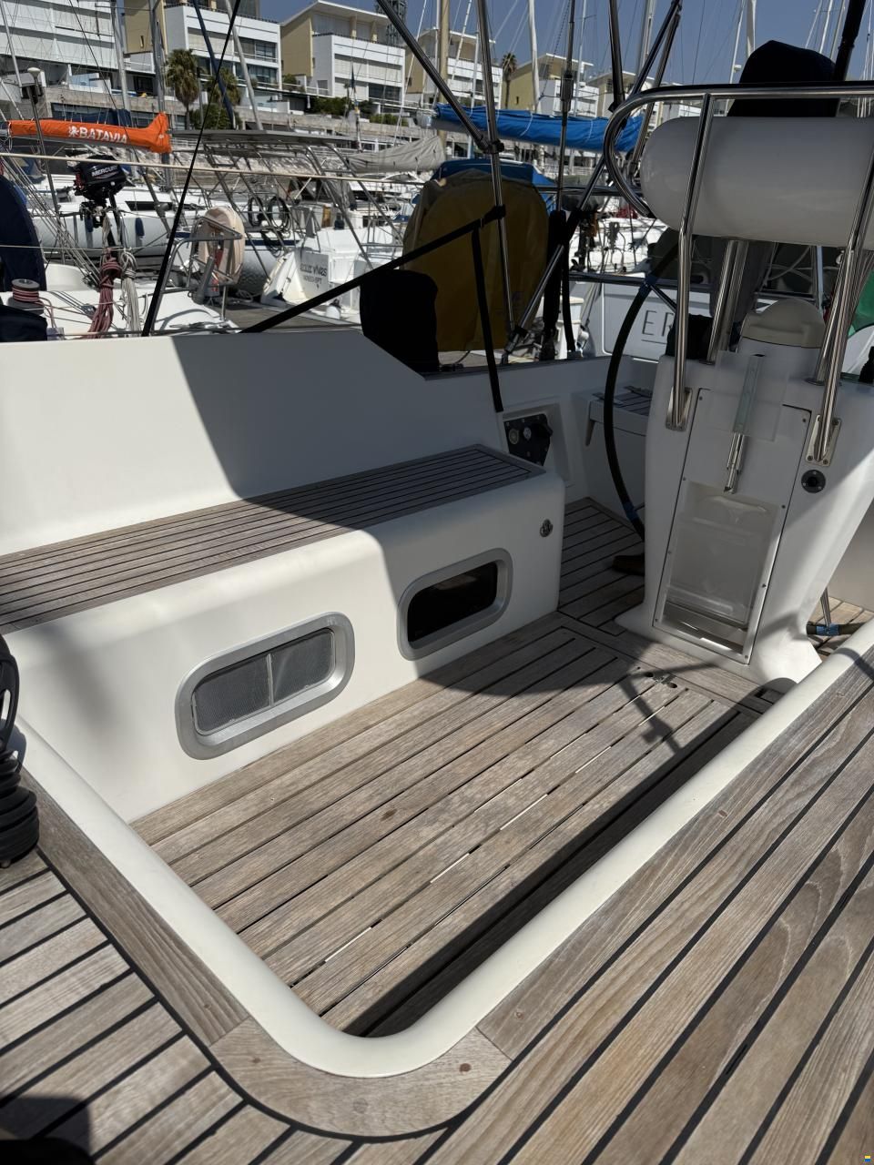 Wauquiez Pilot Saloon 48