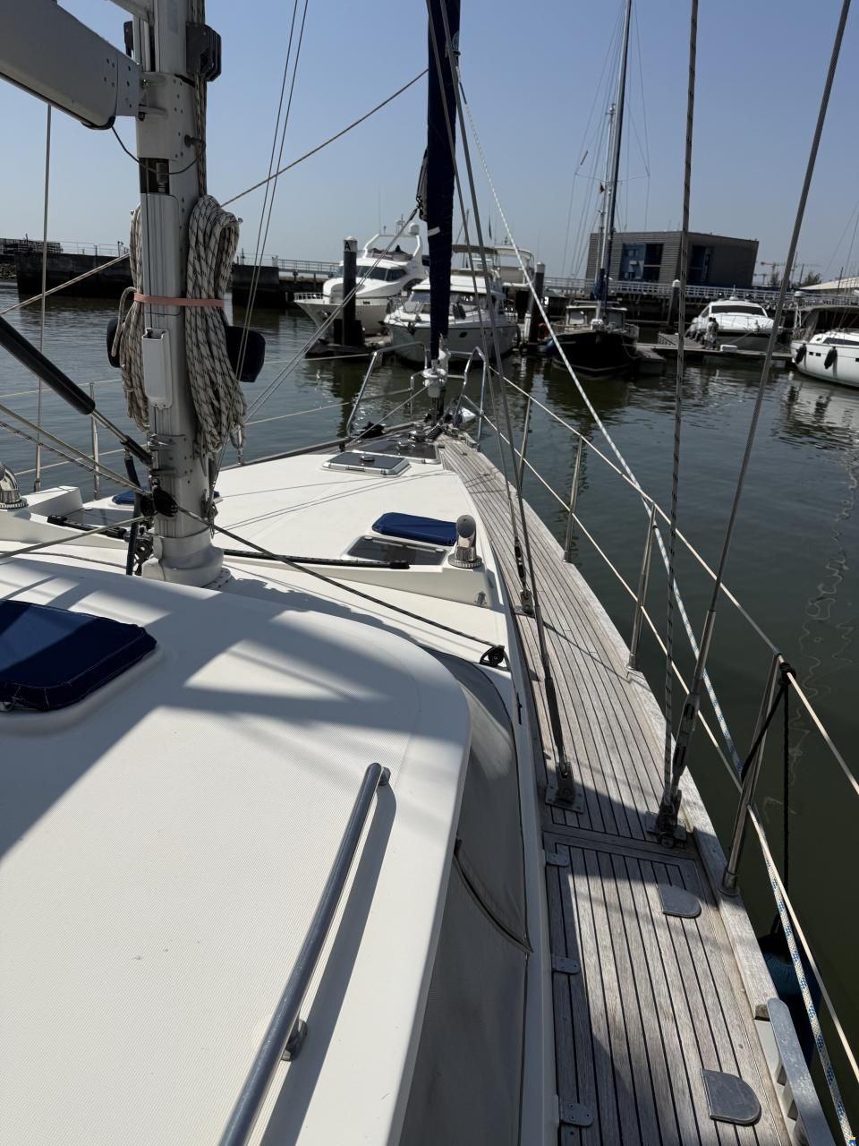 Wauquiez Pilot Saloon 48