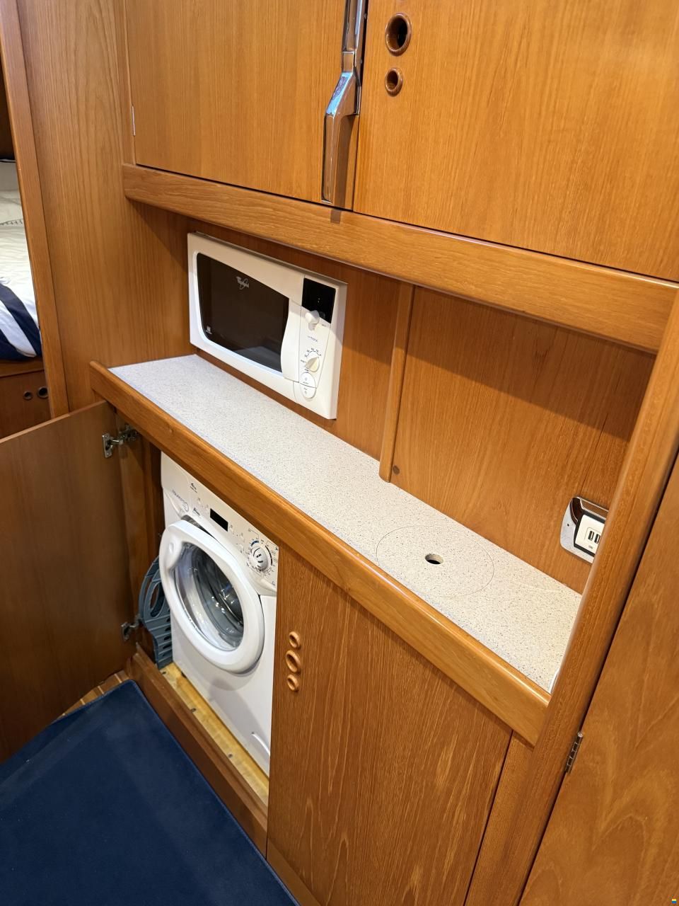 Wauquiez Pilot Saloon 48