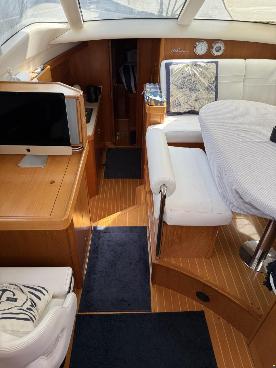 Wauquiez Pilot Saloon 48