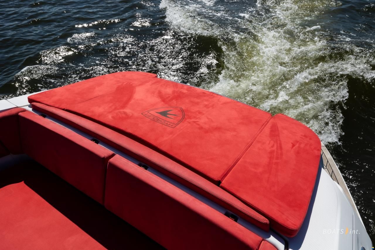 Hydrolift C27 Cab