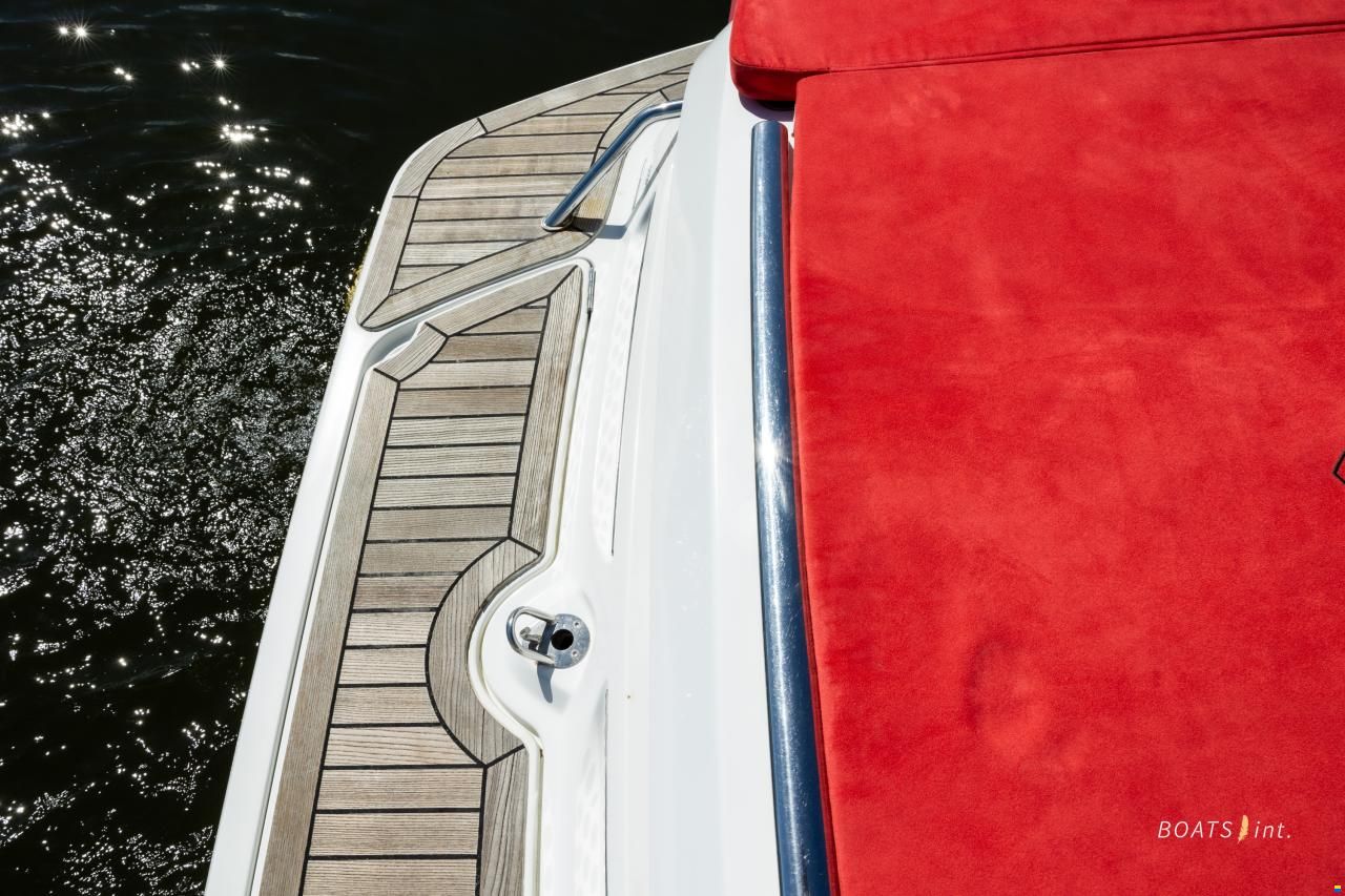 Hydrolift C27 Cab