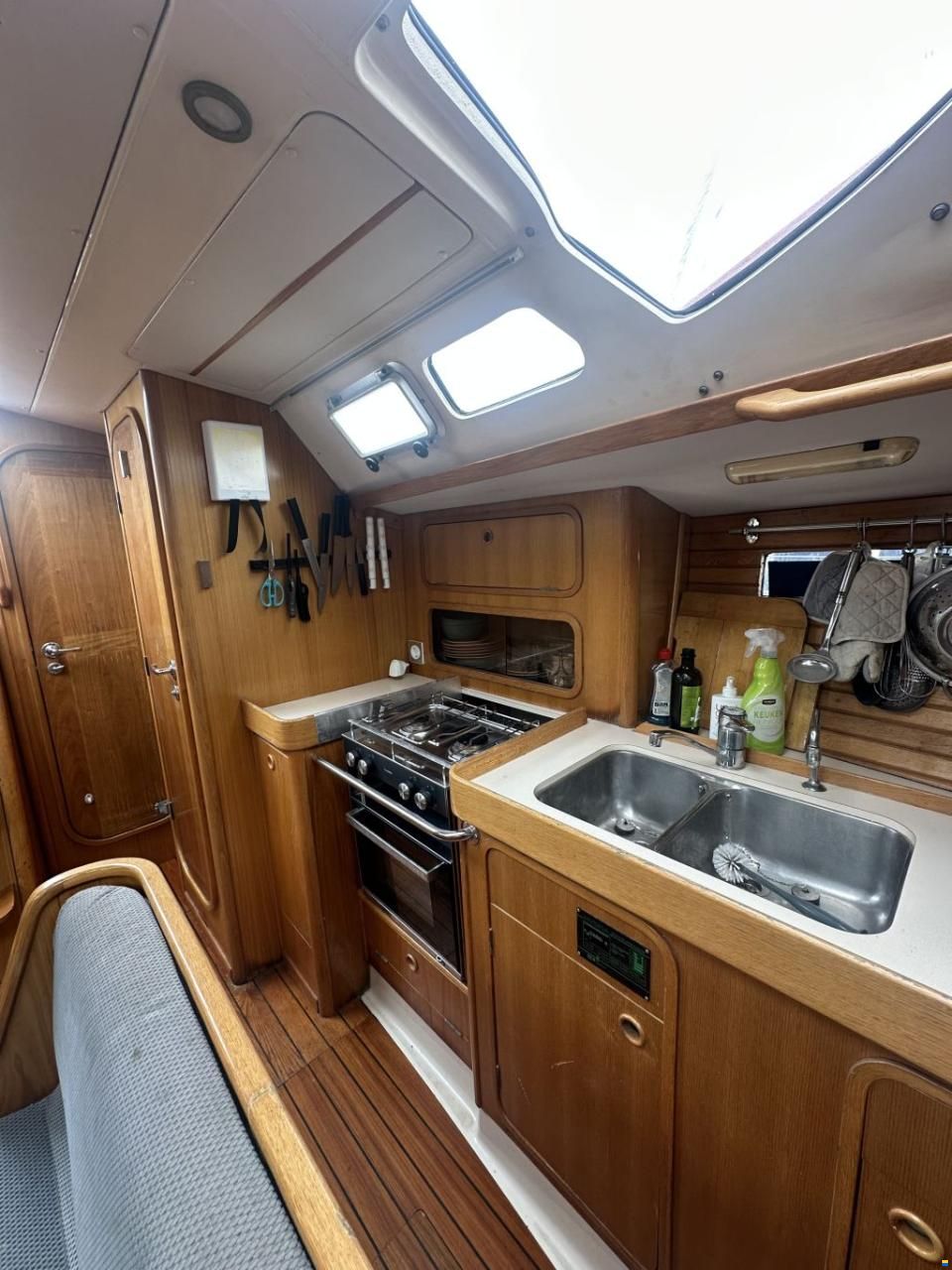 Beneteau Oceanis 390