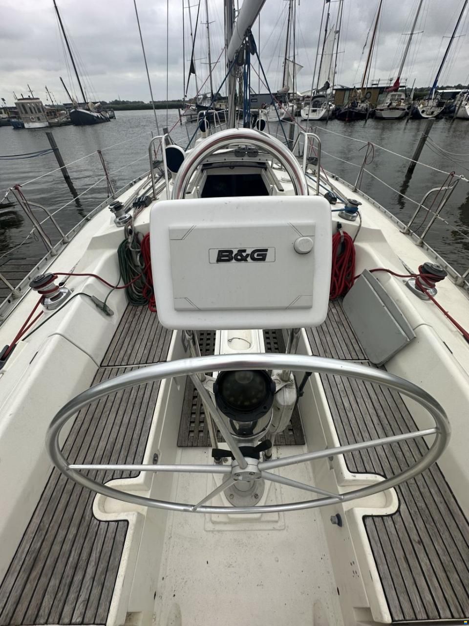 Beneteau Oceanis 390