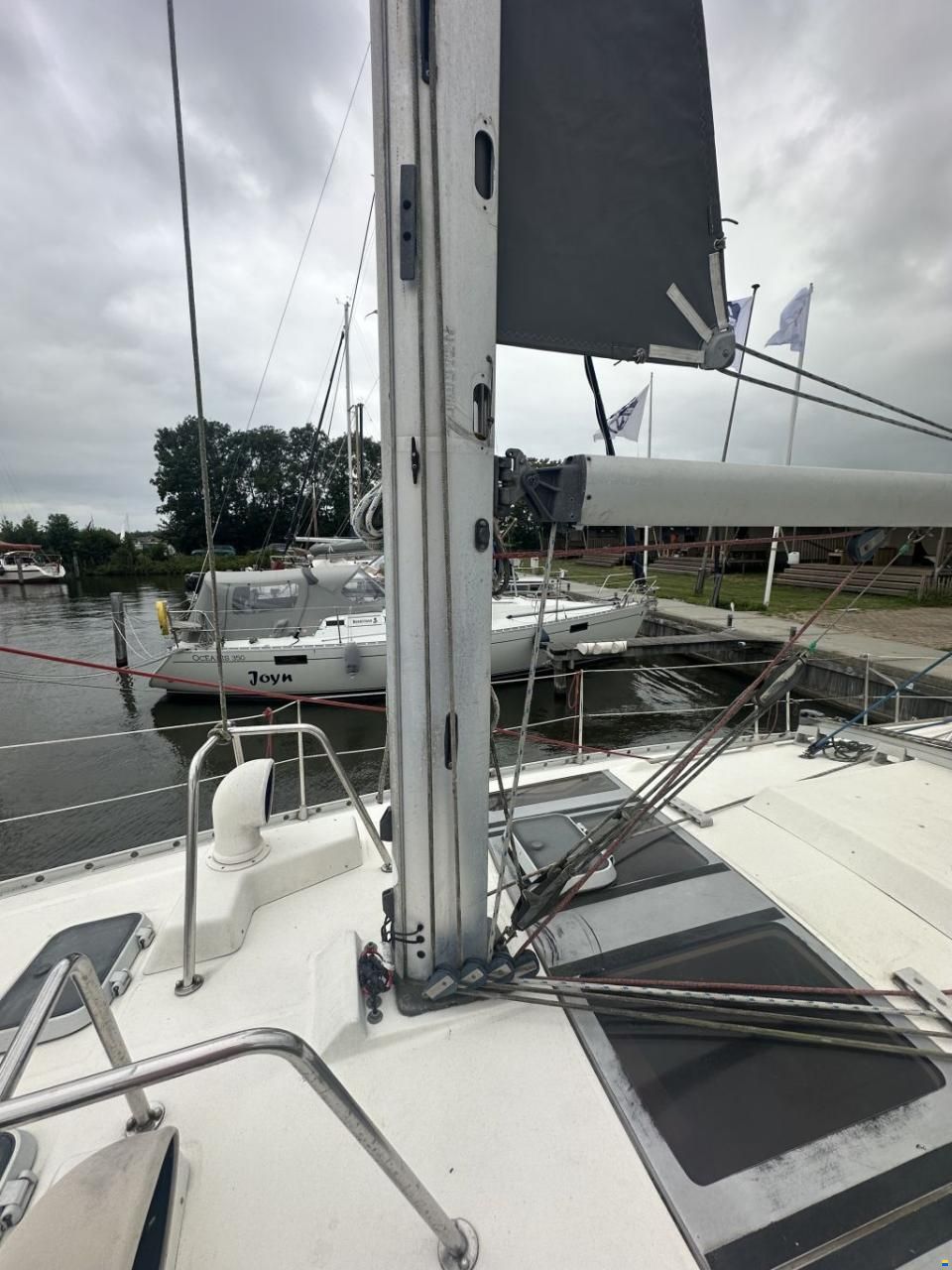 Beneteau Oceanis 390
