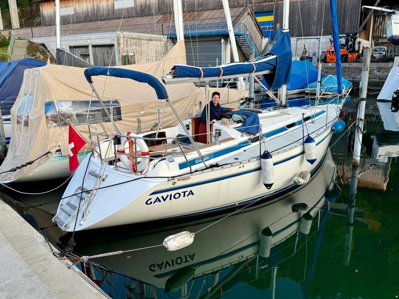 Granada 32