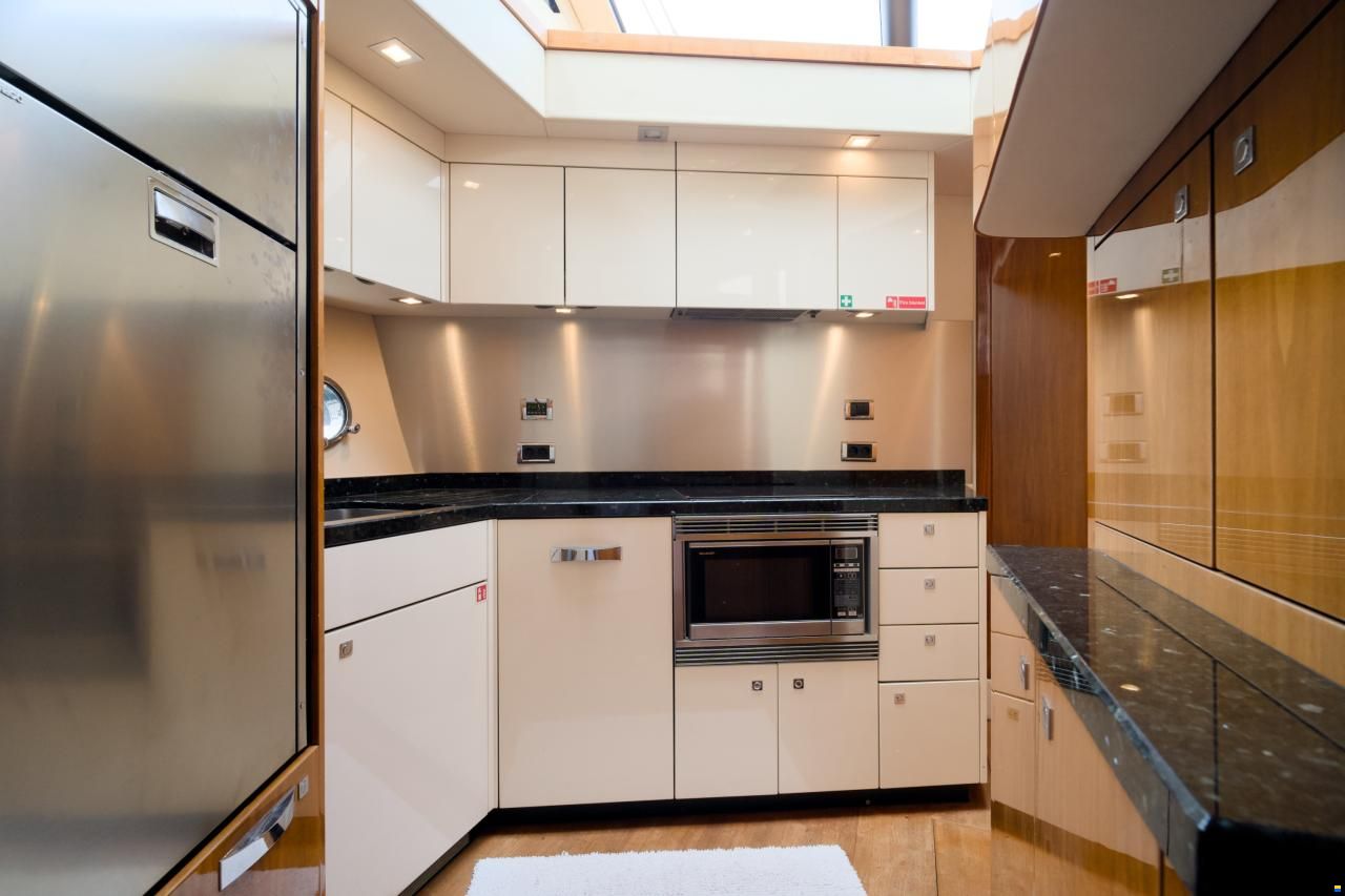 Sunseeker Manhattan 63