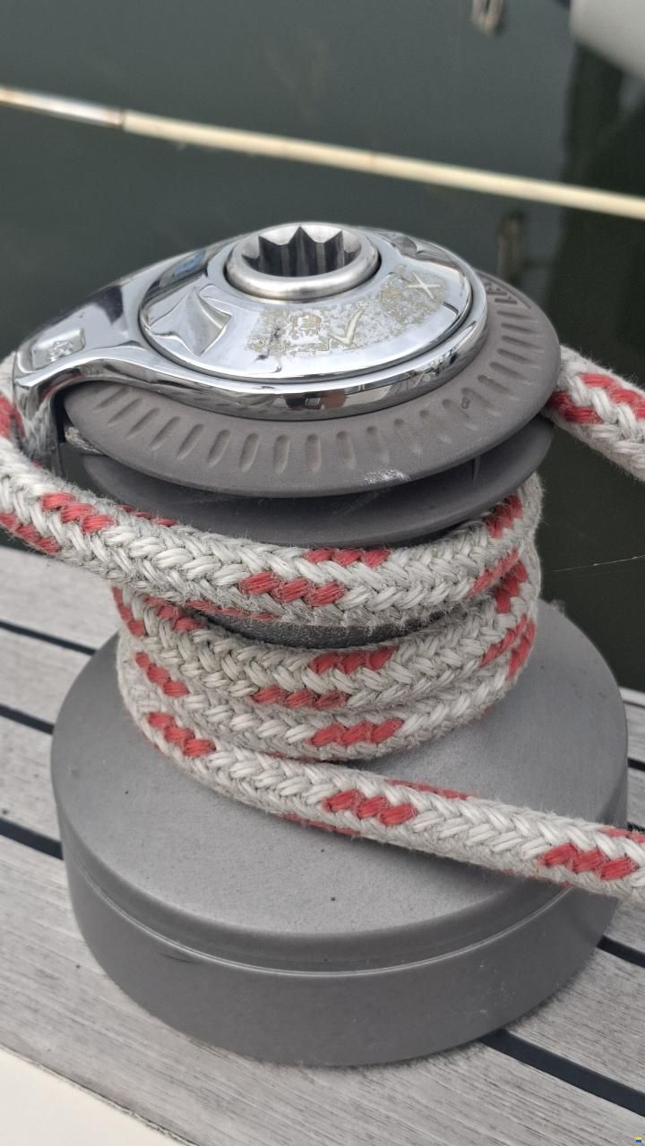 Sirius 32 DS