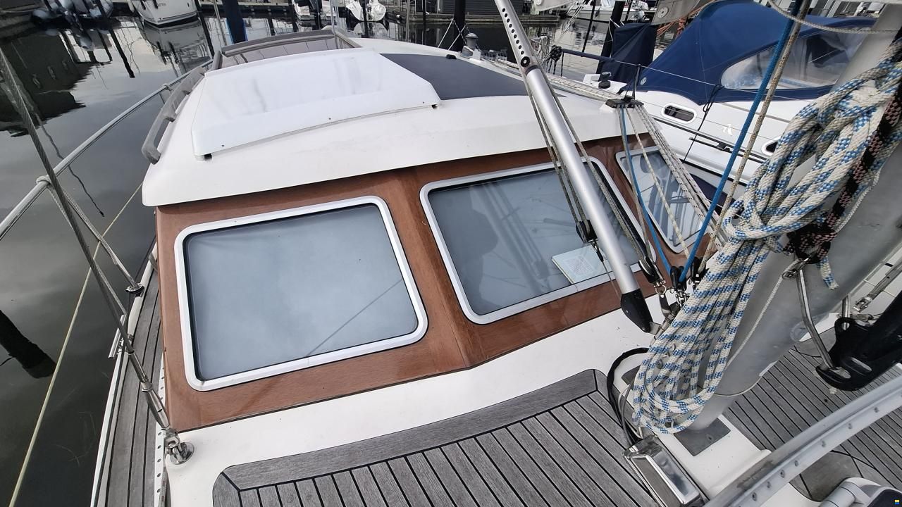 Sirius 32 DS