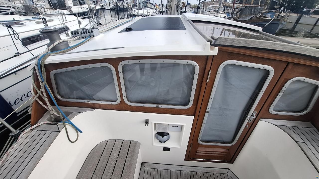 Sirius 32 DS