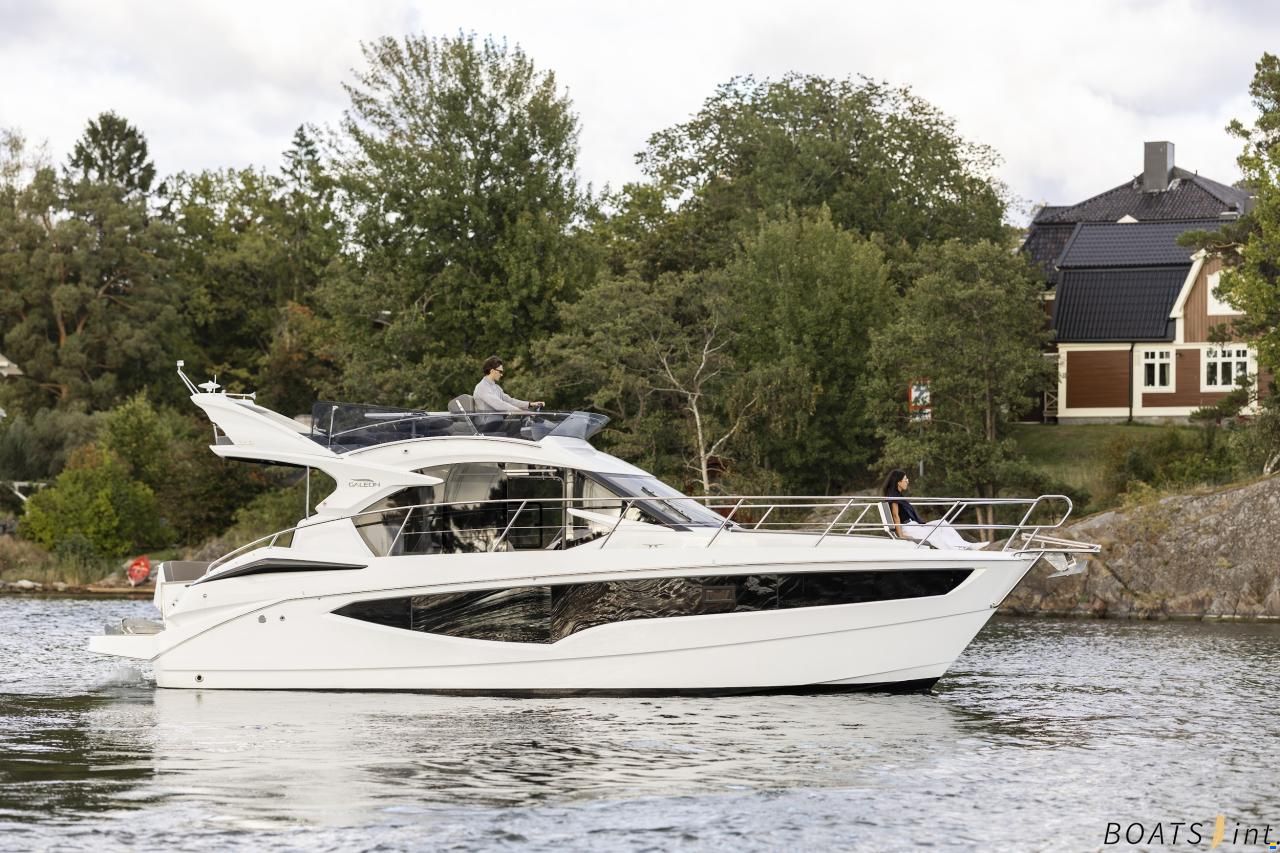 Galeon 360 Fly