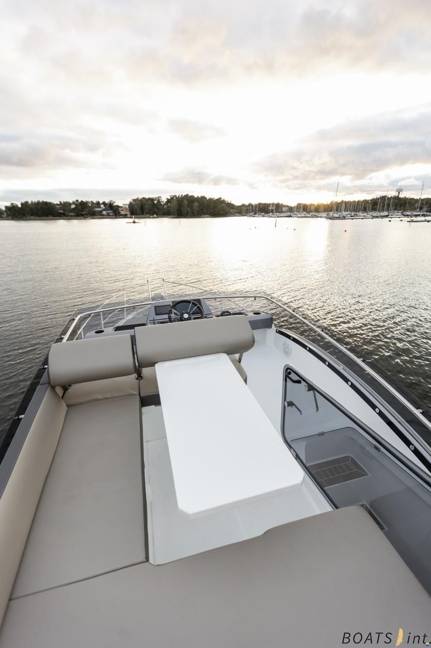 Galeon 360 Fly