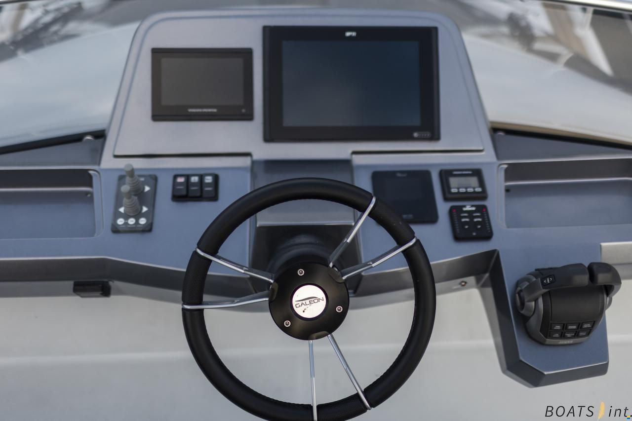 Galeon 360 Fly