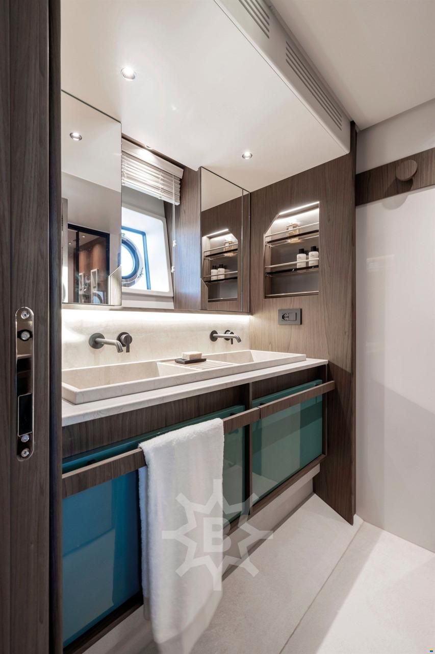 Azimut 72 Fly MY 2024