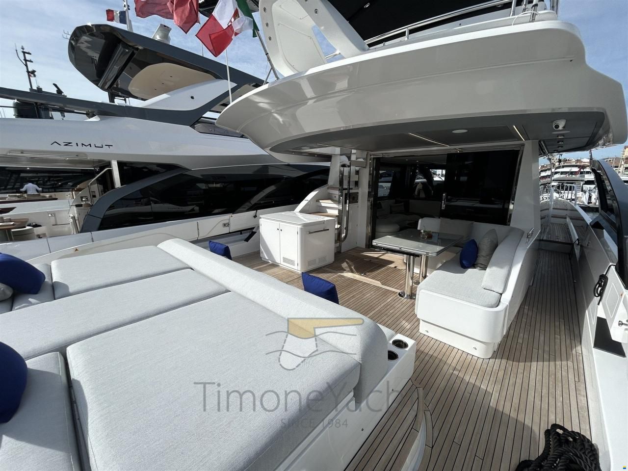 Azimut S8