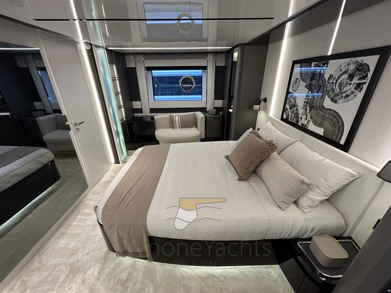 Azimut S8
