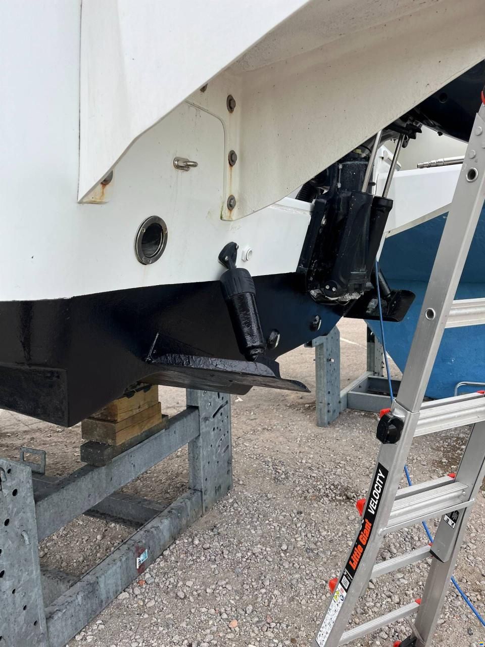 Beneteau Antares 8.80 - 250 Hp Mercury