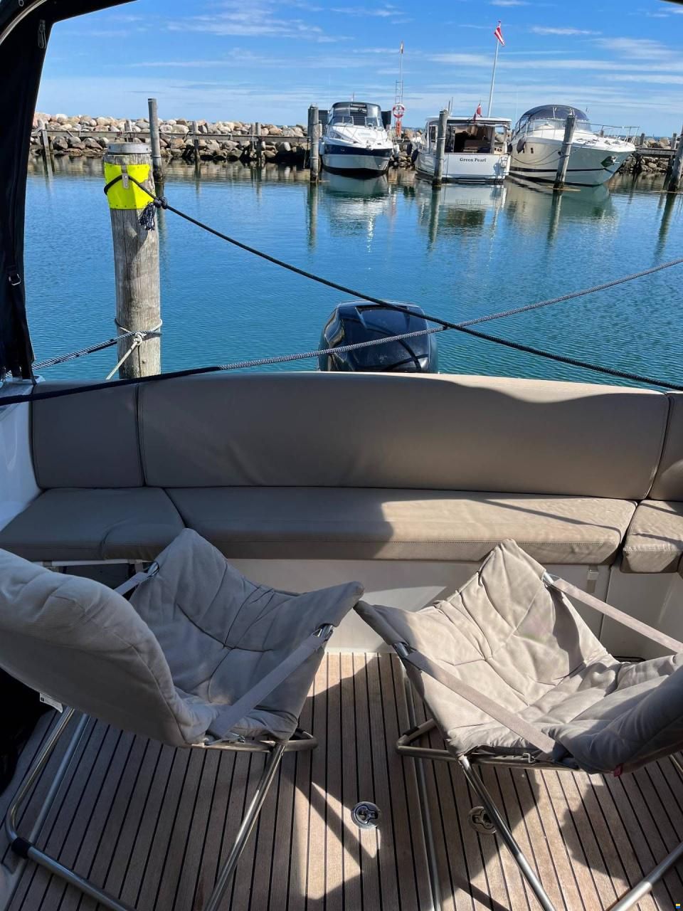 Beneteau Antares 8.80 - 250 Hp Mercury