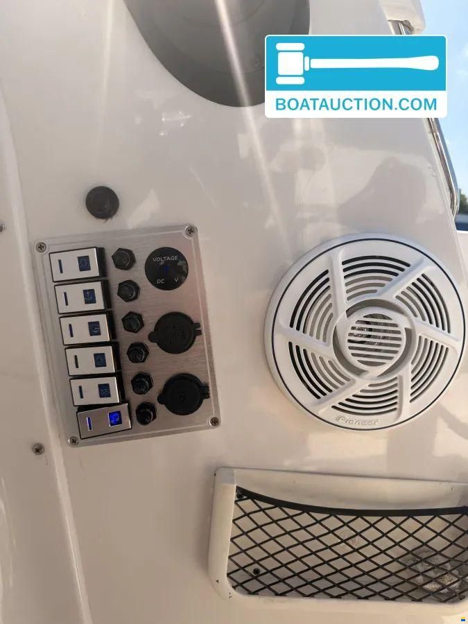 Quicksilver 540 Cabin
