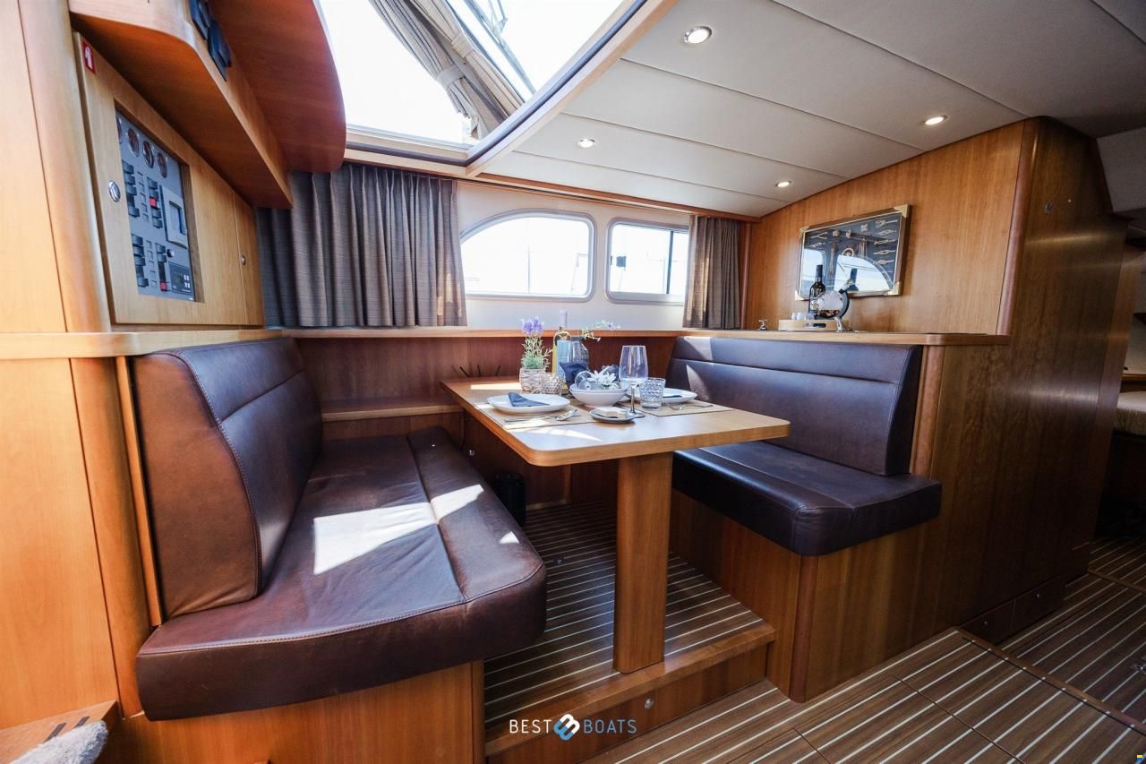 Linssen Grand Sturdy 470 Sedan Wheelhouse