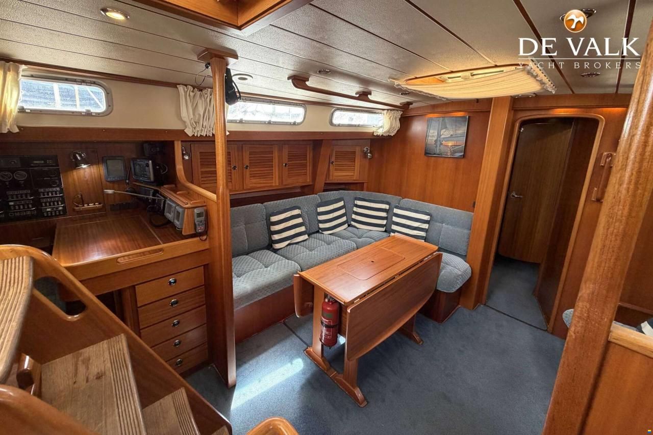 Hallberg-Rassy 46