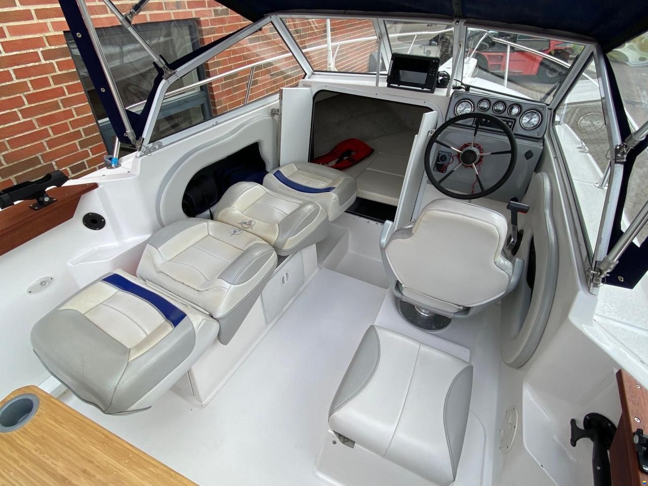 Campion 542 Explorer m/Yamaha F115 hk og Variant