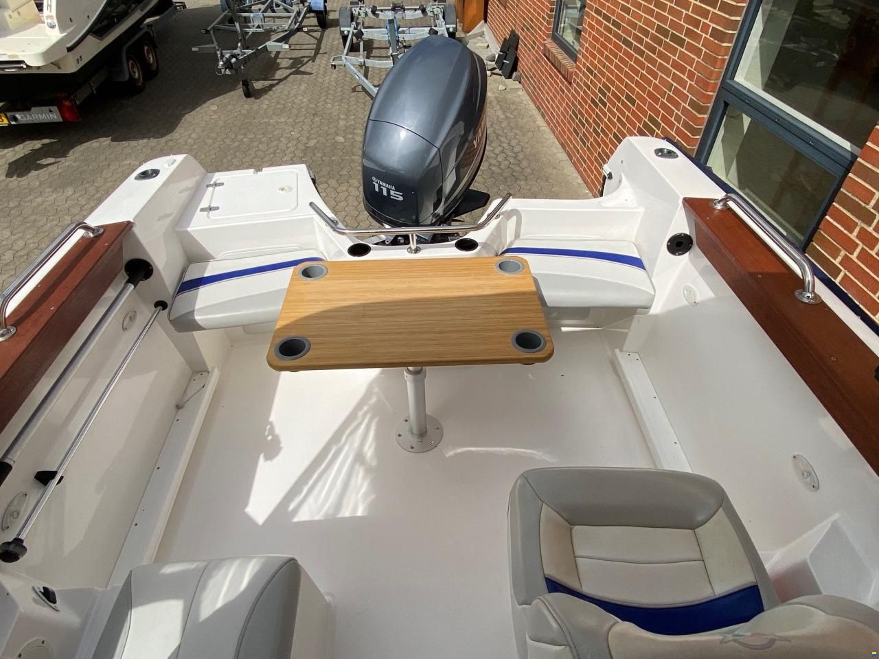Campion 542 Explorer m/Yamaha F115 hk og Variant