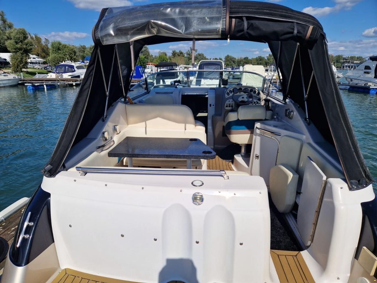 Chaparral Signature 260
