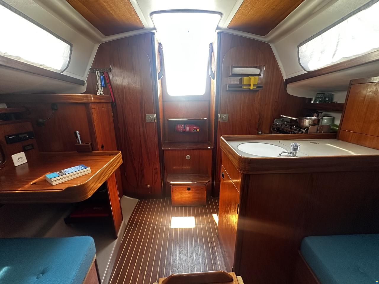 Beneteau First 285