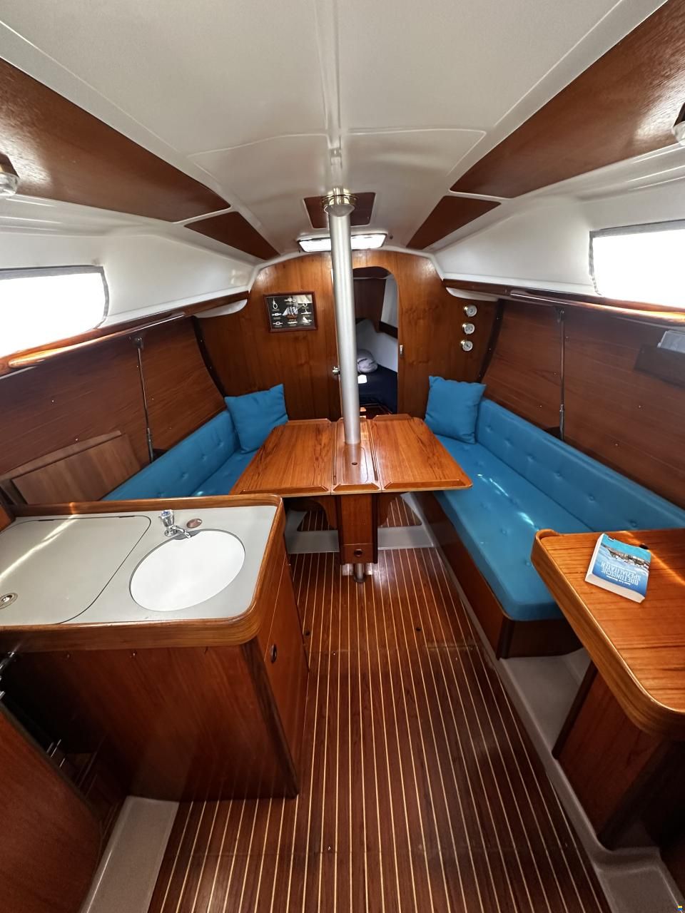 Beneteau First 285