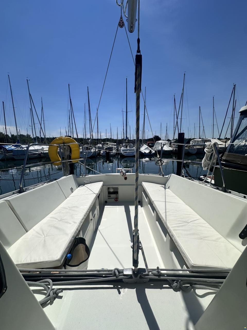Beneteau First 285