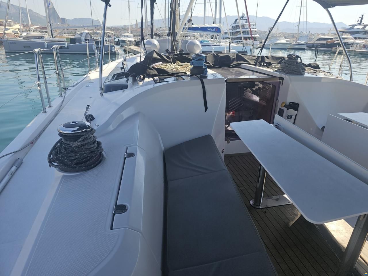 Elan E6