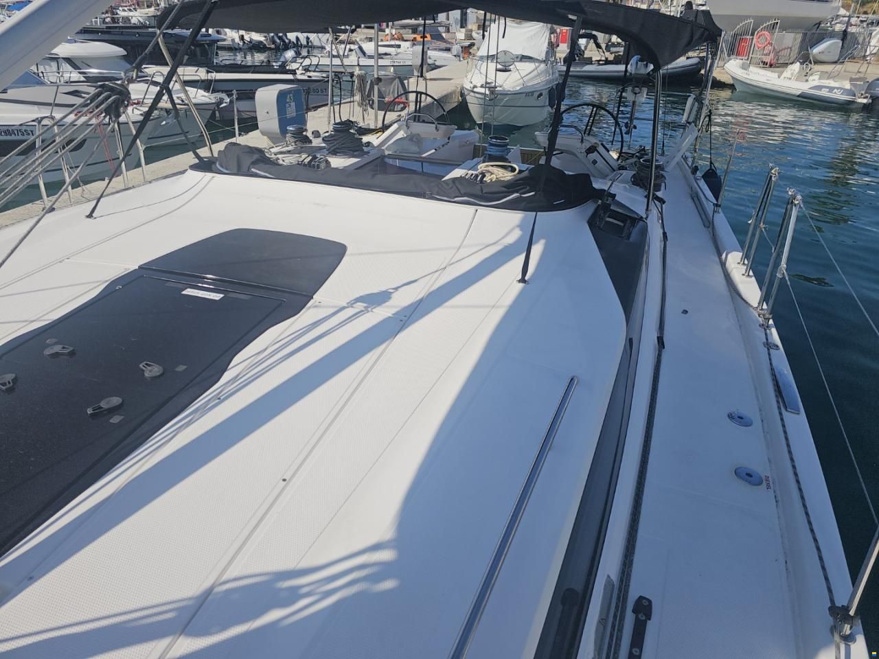 Elan E6