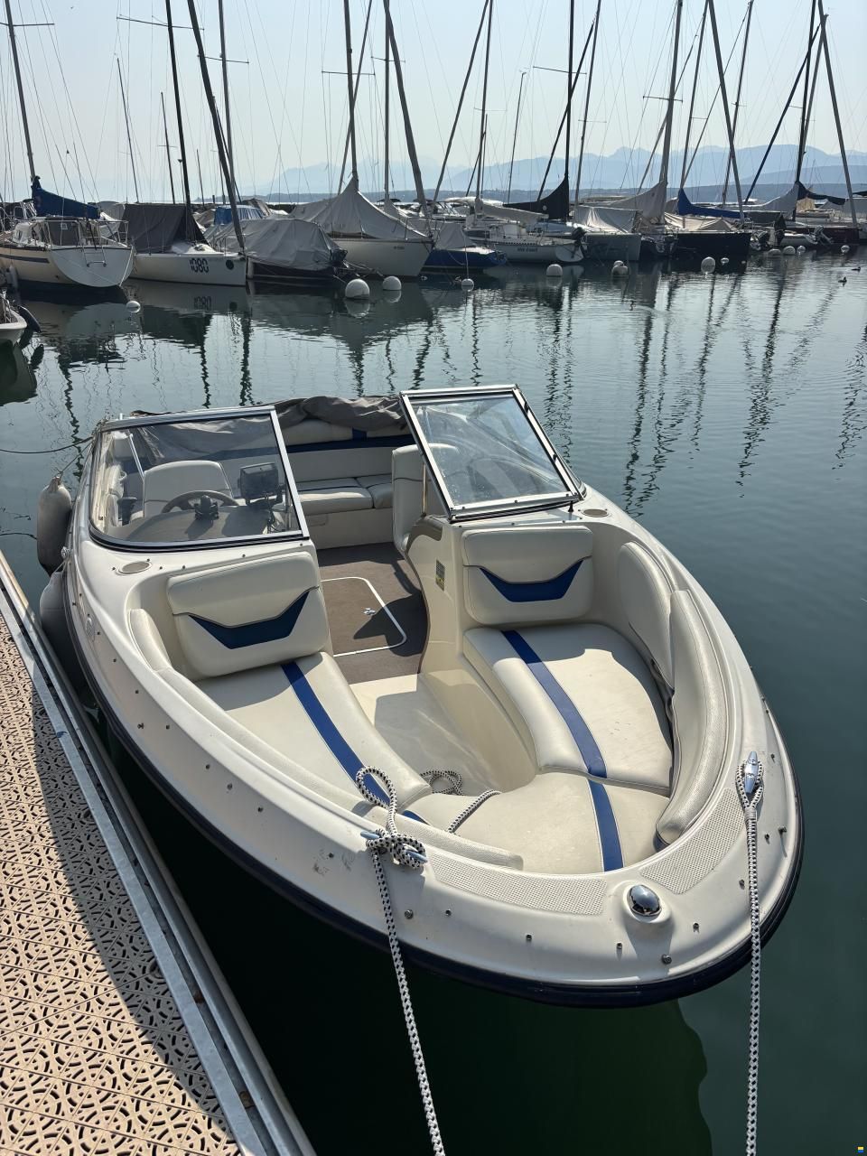 Bayliner 205