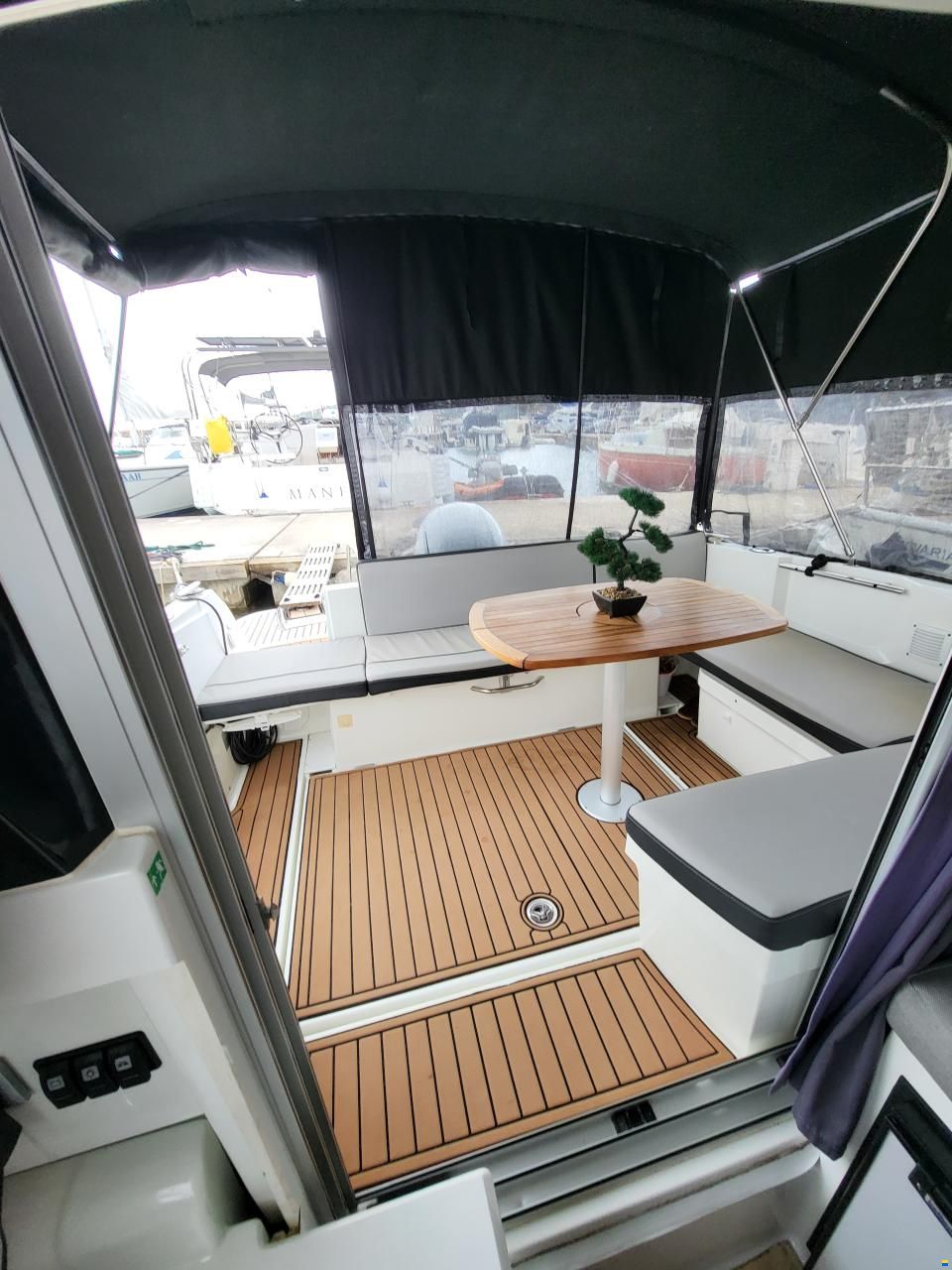 Jeanneau Merry Fisher 795
