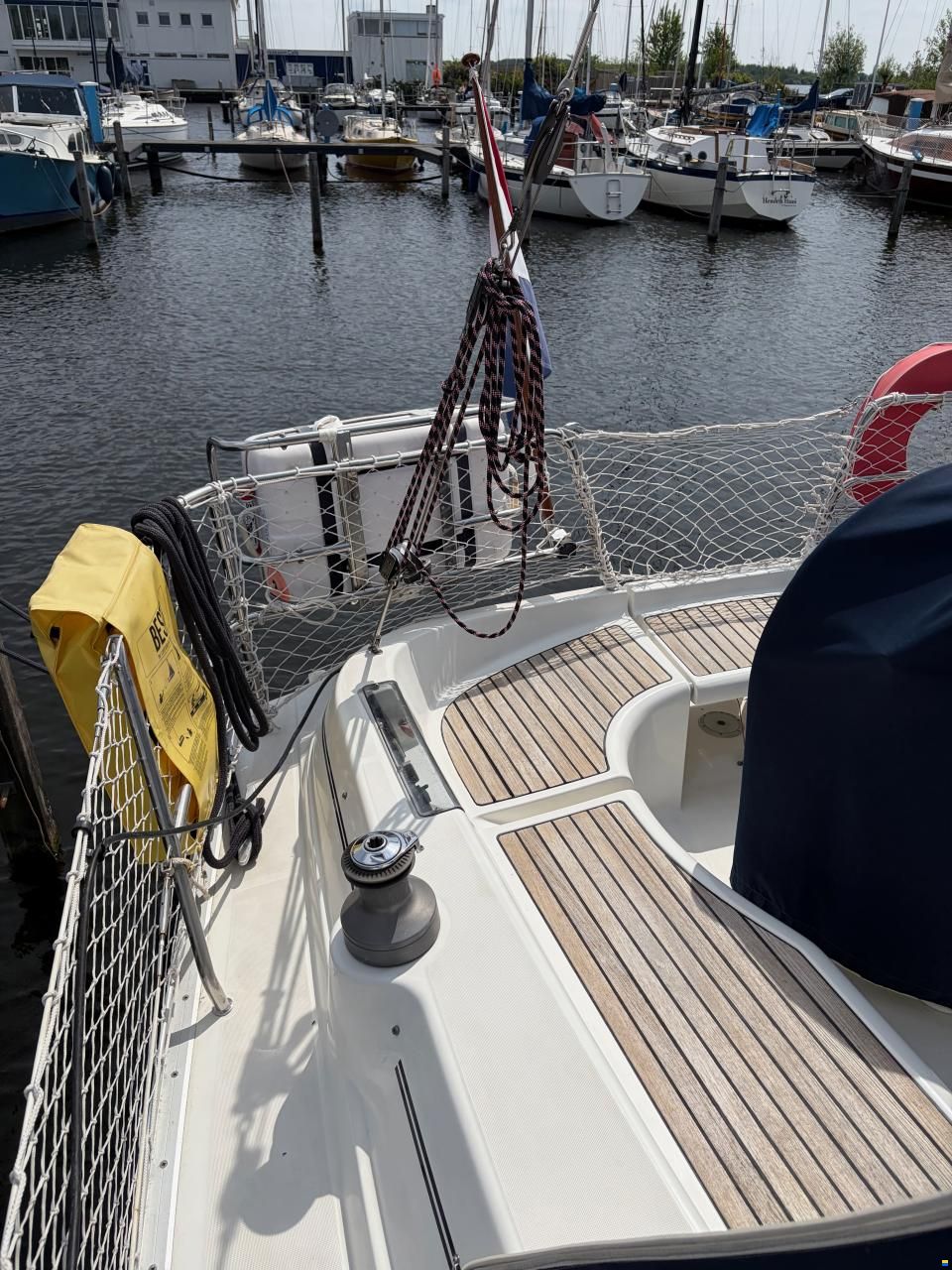 Beneteau Oceanis 331 10,40 x 3,5 x 1,65