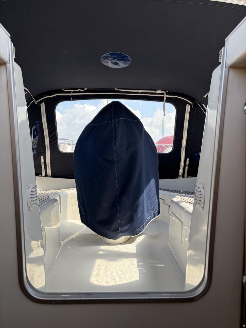 Beneteau Oceanis 331 10,40 x 3,5 x 1,65