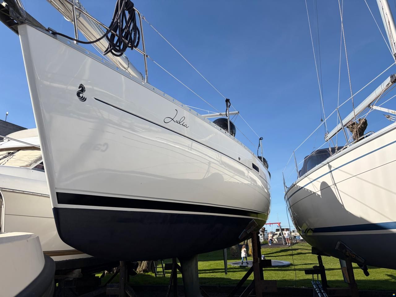 Beneteau Oceanis 331 10,40 x 3,5 x 1,65