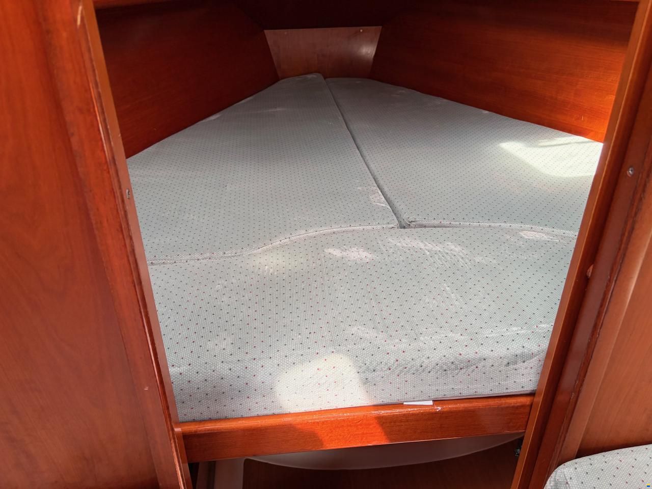 Beneteau Oceanis 331 10,40 x 3,5 x 1,65